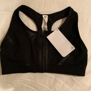 NEW Fabletics sports bra
